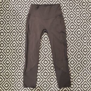 Lululemon Leggings Gray Pockets 7/8 Cropped Solf